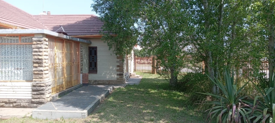 4 Bedroom Property for Sale in Senekal Free State